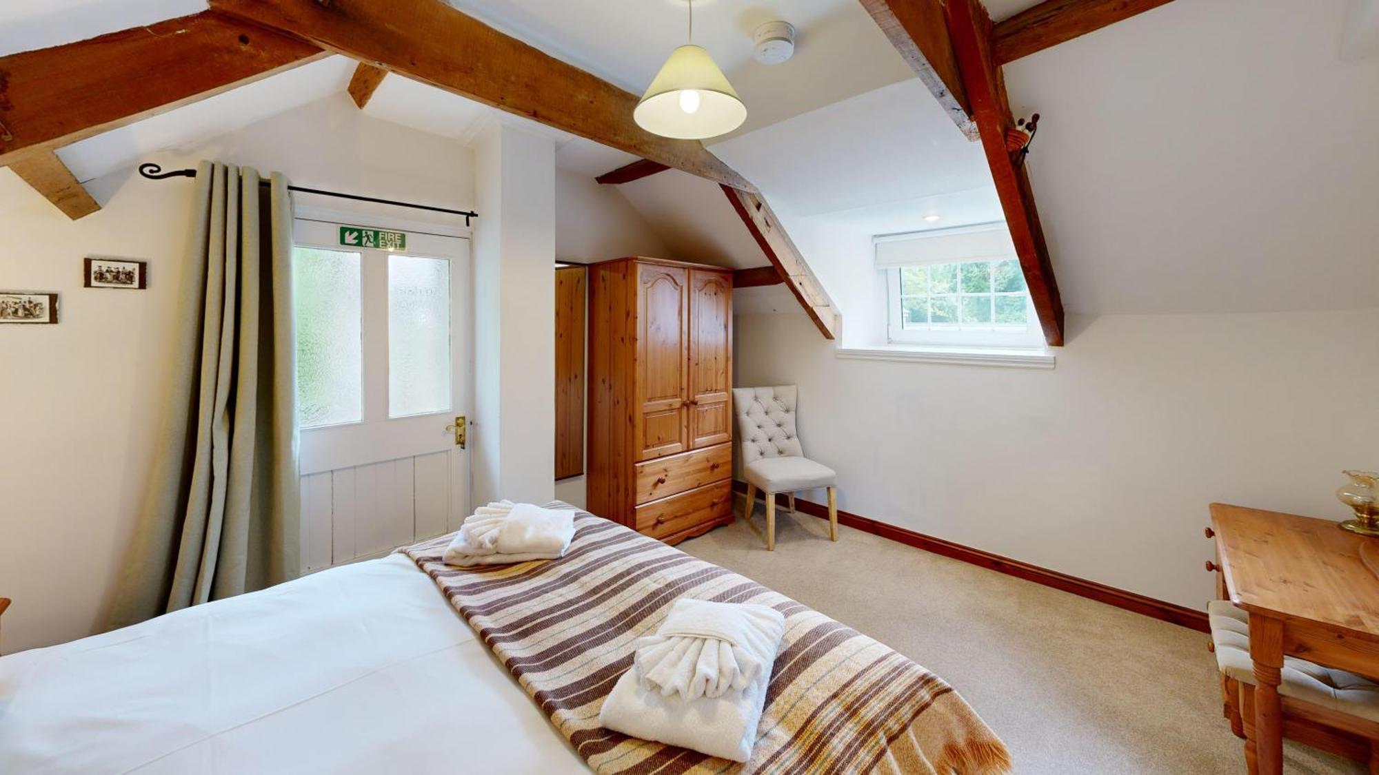 Cilybebyll Swansea Valley Holiday Cottages מראה חיצוני תמונה